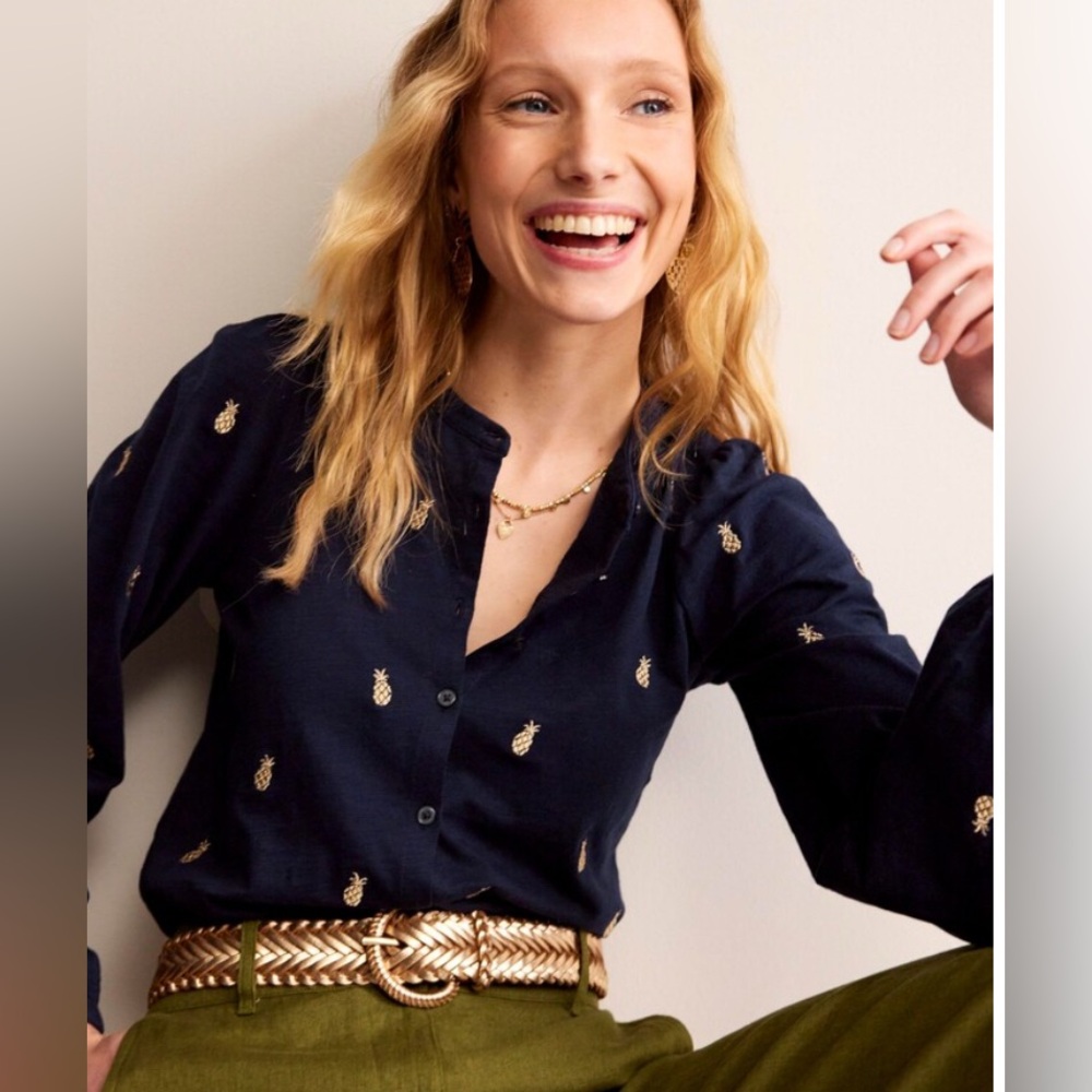 Boden Navy blue button up blouse with gold Pineapple embroidery